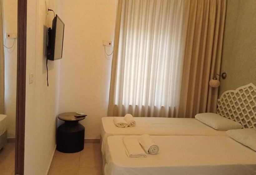 בית מלון כפרי Atara