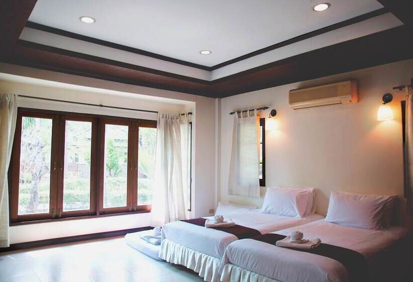 Otel Tak Andaman Resort &