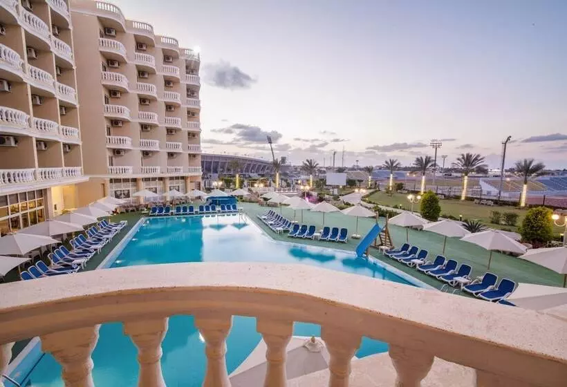 هتل Tolip Family Club Borg El Arab