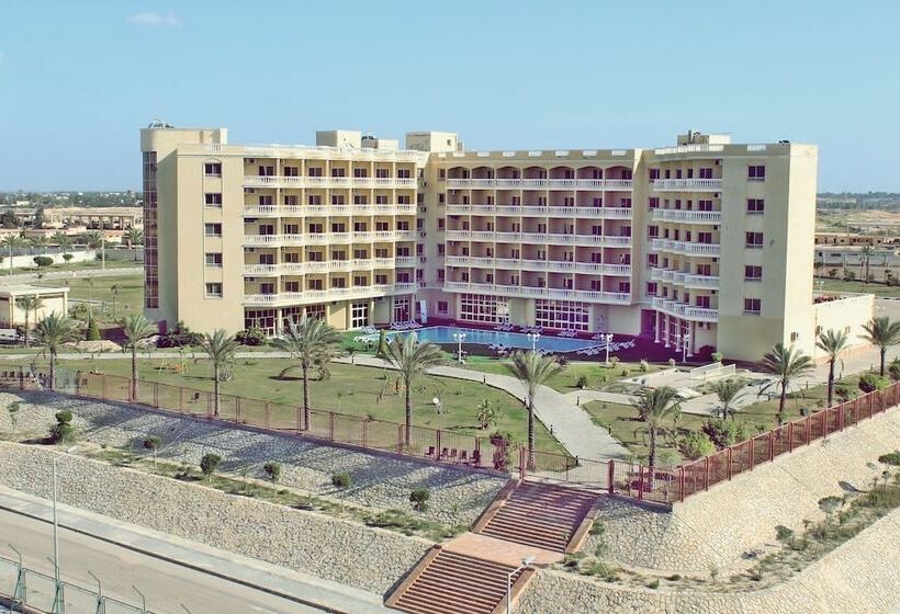 هتل Tolip Family Club Borg El Arab
