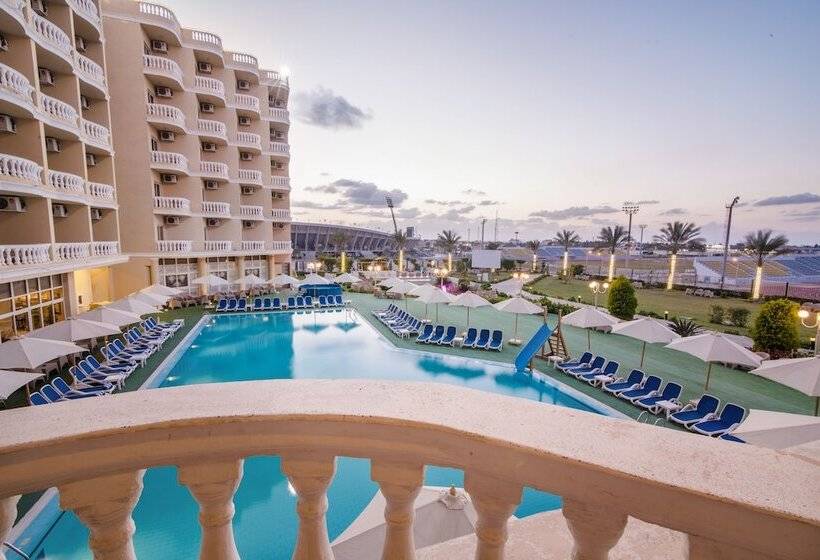 هتل Tolip Family Club Borg El Arab