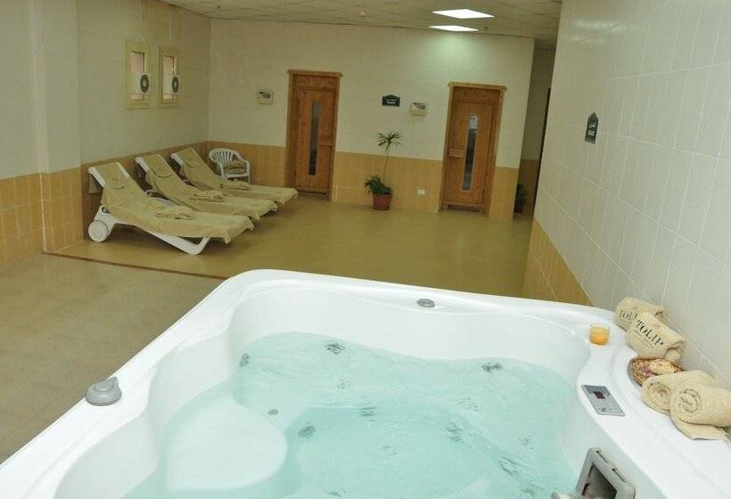 هتل Tolip Family Club Borg El Arab