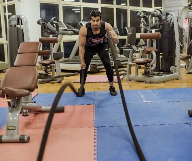 هتل Tolip Family Club Borg El Arab