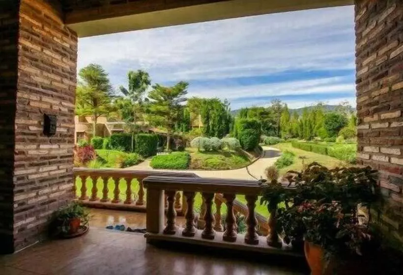 リゾートホテル La Toscana