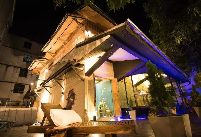 Sleep Nest Hostel