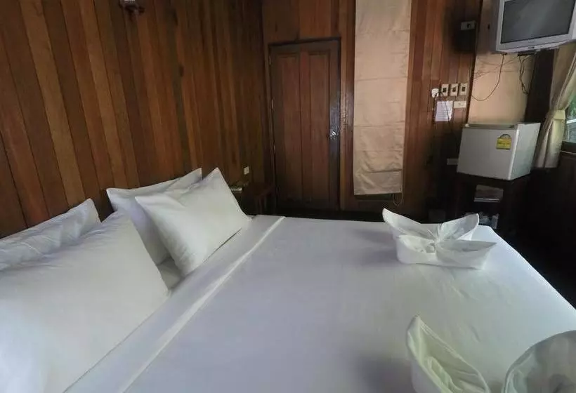 Ao Muong Beach Resort