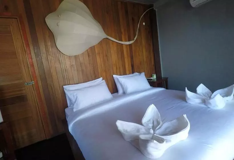 Ao Muong Beach Resort