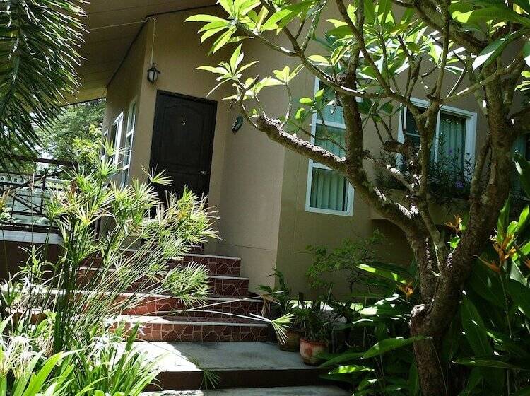 Bansuanrachawadee B&b