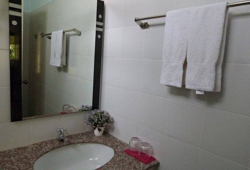 Bansuanrachawadee B&b