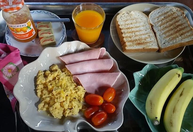 Bansuanrachawadee B&b