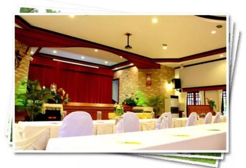 Forra Hill Resort