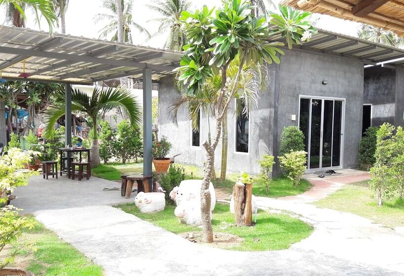 호텔 Baan Kiengtalay Samroiyod