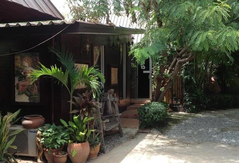 فندق Country View Resort