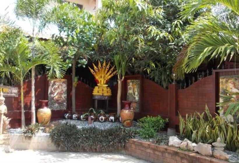 فندق Country View Resort