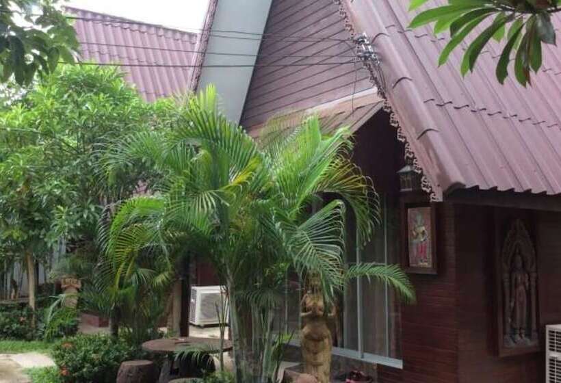 فندق Country View Resort