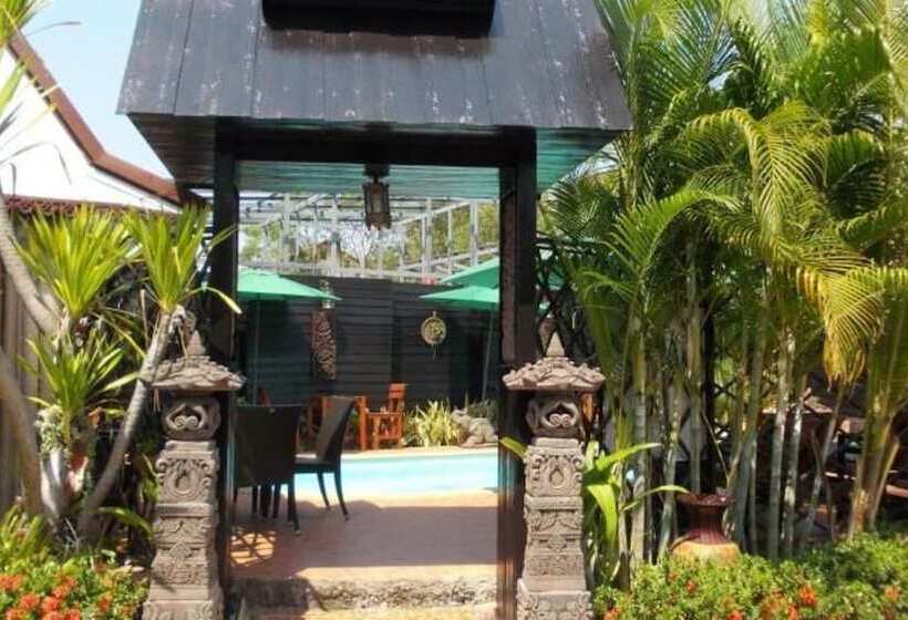 فندق Country View Resort