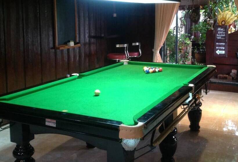 فندق Country View Resort