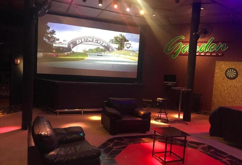 בית מלון כפרי Garden Resort