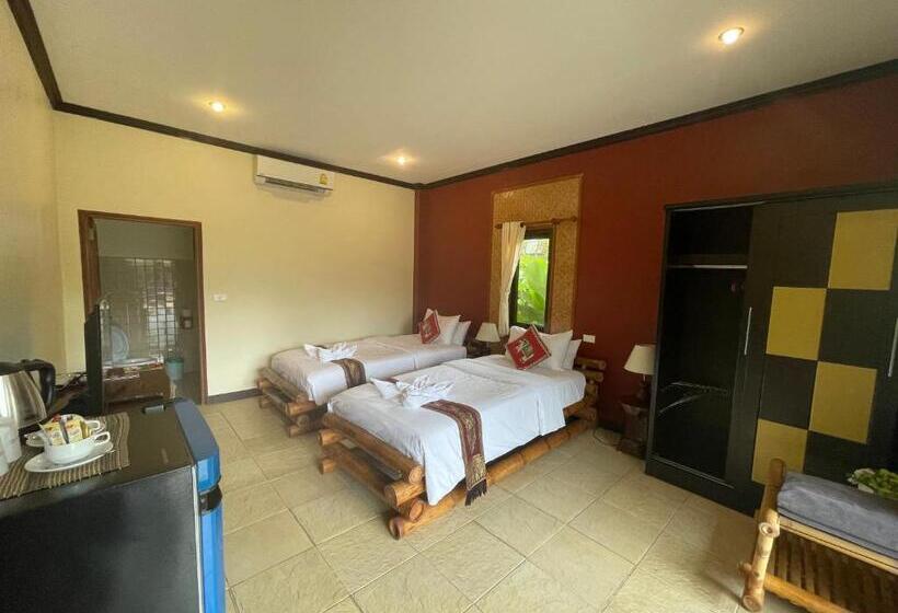 בית מלון כפרי Garden Resort