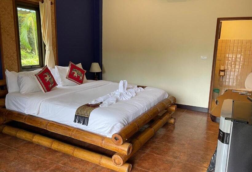 בית מלון כפרי Garden Resort