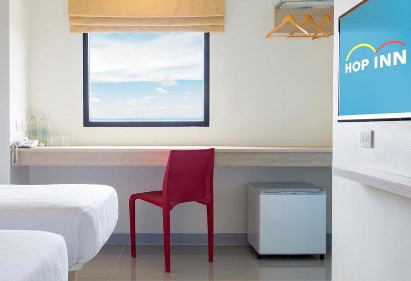 호텔 Hop Inn Sakon Nakhon