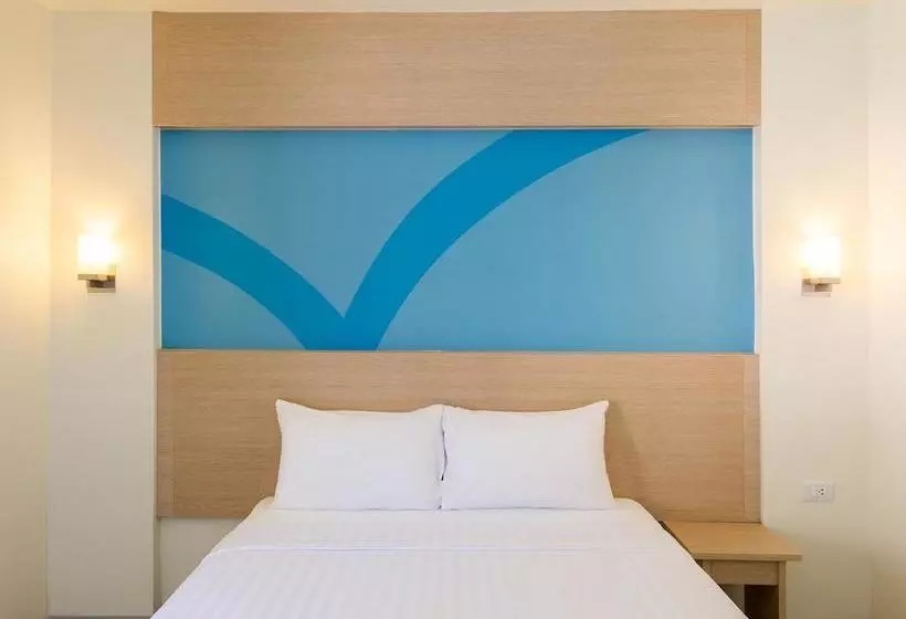 هتل Hop Inn Sakon Nakhon