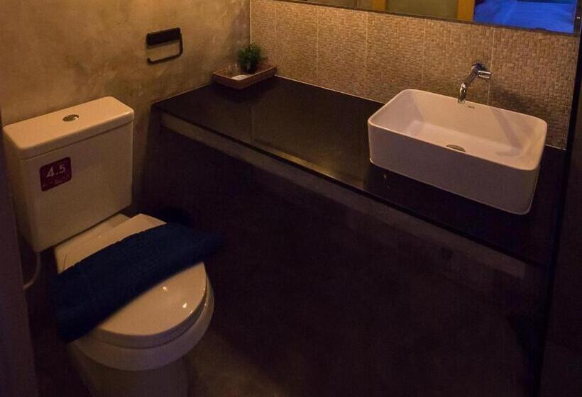 هتل Journey Hostel Surat