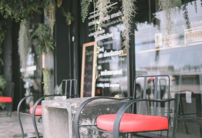 هتل Journey Hostel Surat