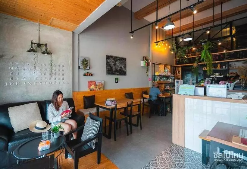هتل Journey Hostel Surat