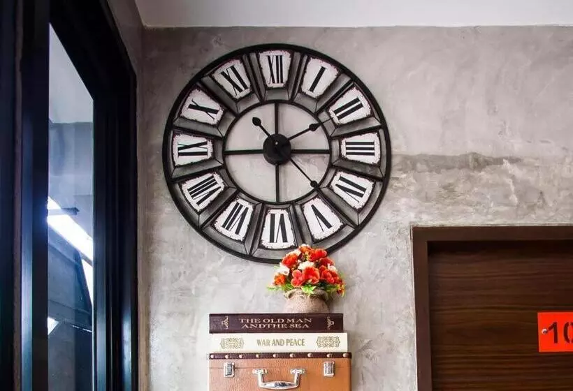 هتل Journey Hostel Surat