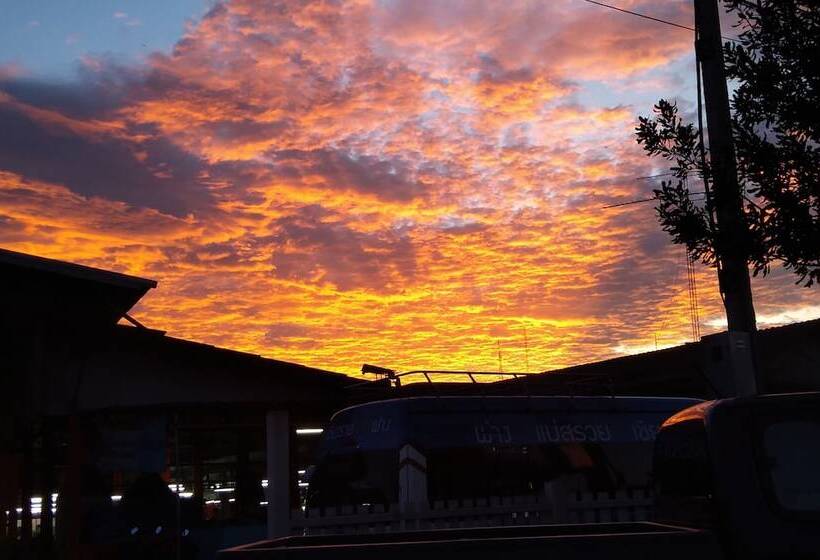 Kyp Khunyuw Place Hotel โรงแรมเควายพี ขุนยูวเพลส ฝาง