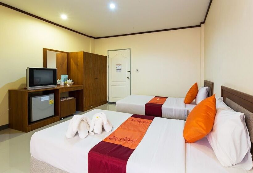 Kyp Khunyuw Place Hotel โรงแรมเควายพี ขุนยูวเพลส ฝาง