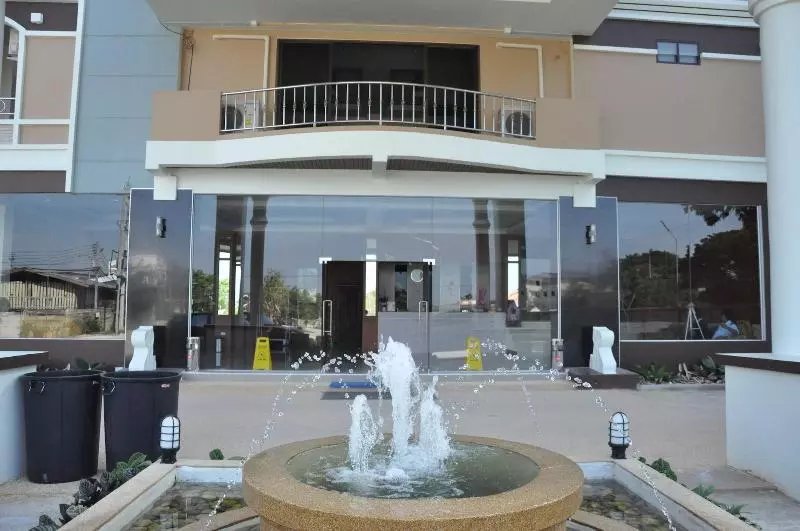 ホテル Queen Palace
