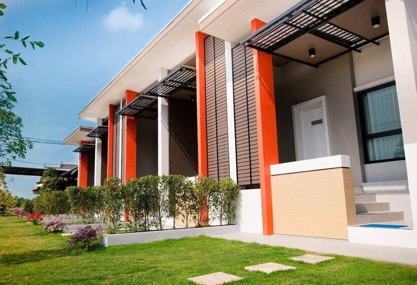 Отель Smile Resort