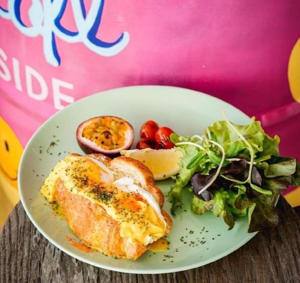 בית מלון כפרי The Loft Seaside Sriracha