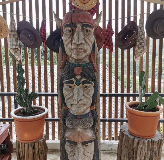 Mon Kiang Dao Resort