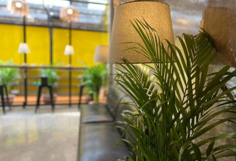 Nappark Hostel @khao San