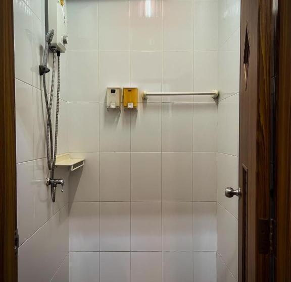 Nappark Hostel @khao San