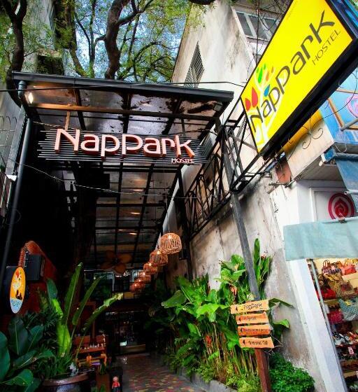 Nappark Hostel @khao San