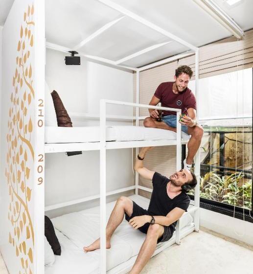 Nappark Hostel @khao San