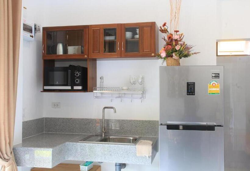 אתר נופש Arthaya Villas   Sha Extra Plus