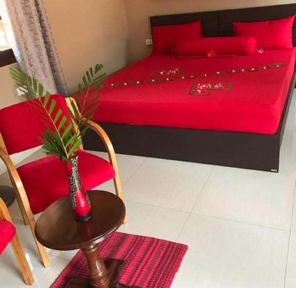 Resort Red Moon Hideaway