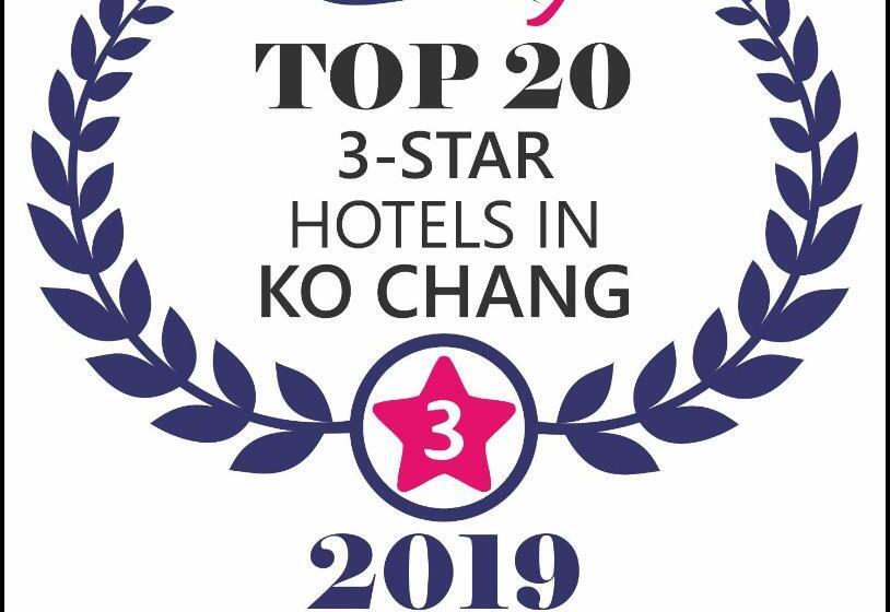 Resort Red Moon Hideaway