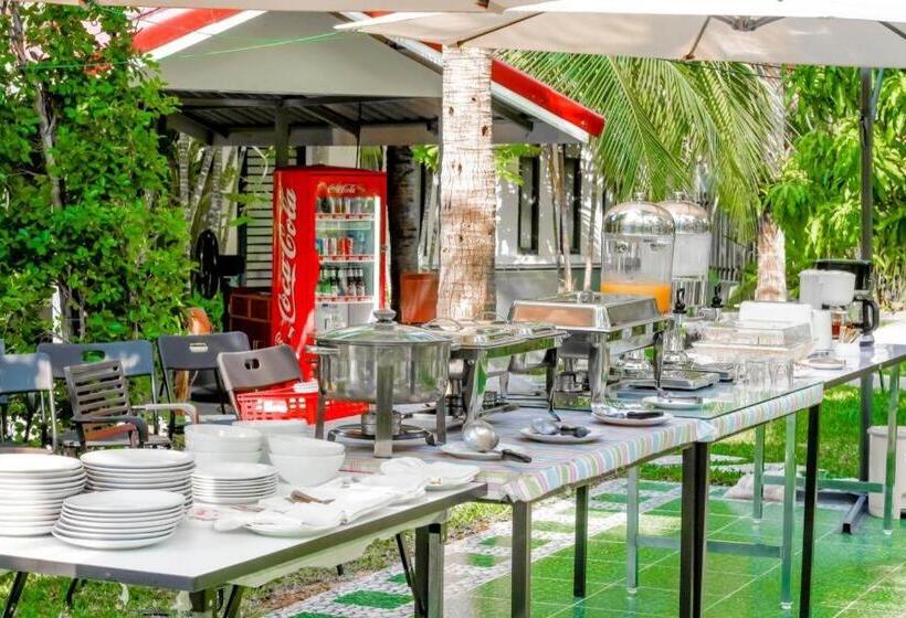 Royal Lee Resort And Spa