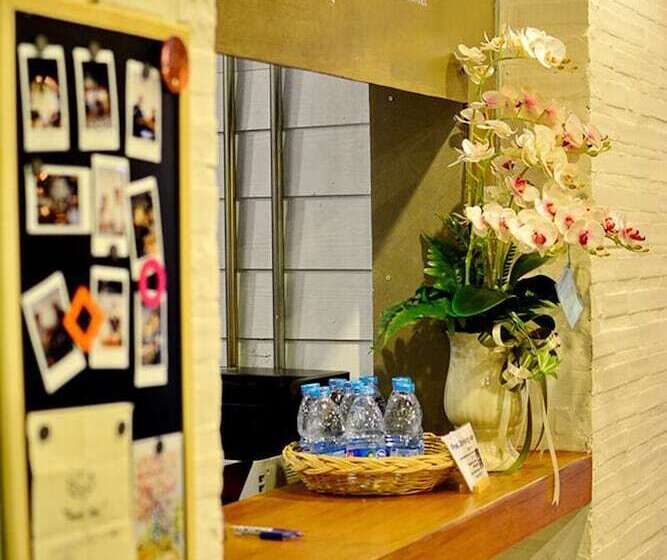 Strips The Poshtel Hostel