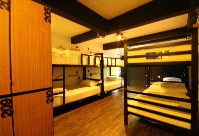 Strips The Poshtel Hostel