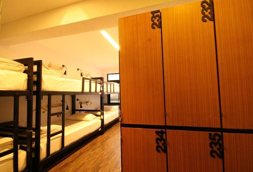 Strips The Poshtel Hostel