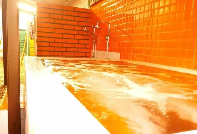 Super Hostel