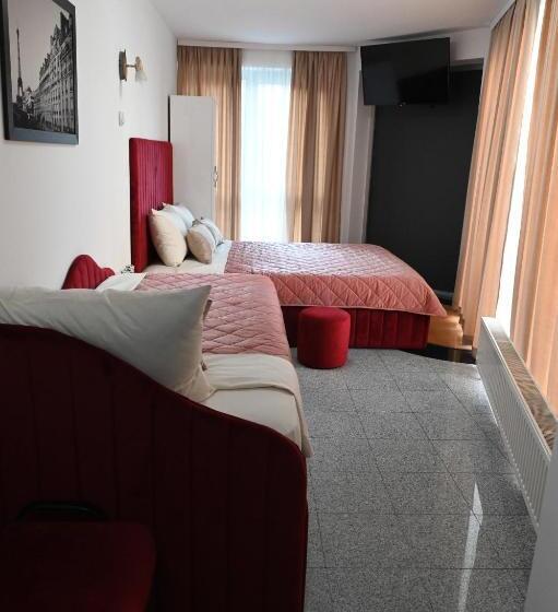 تختخواب و صبحانه Apartments Imper   Imd
