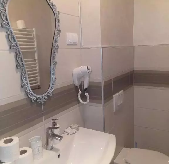 تختخواب و صبحانه Sobe Zeravica Sremski Karlovci